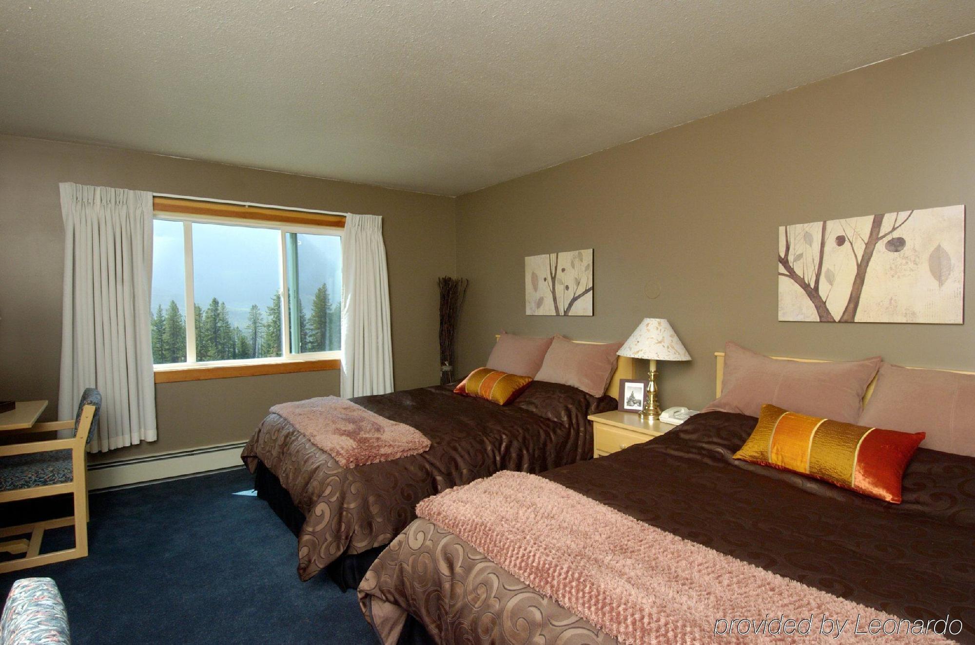 Heather Mountain Lodge Rogers Pass Esterno foto