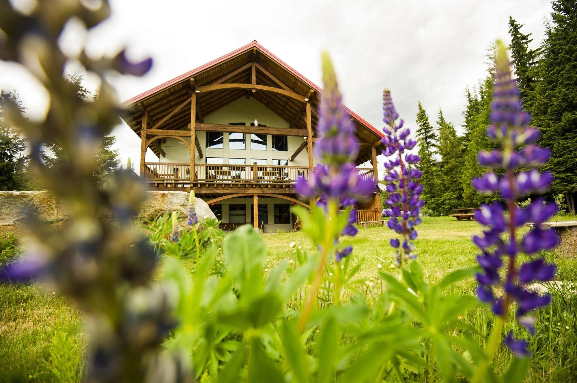 Heather Mountain Lodge Rogers Pass Esterno foto