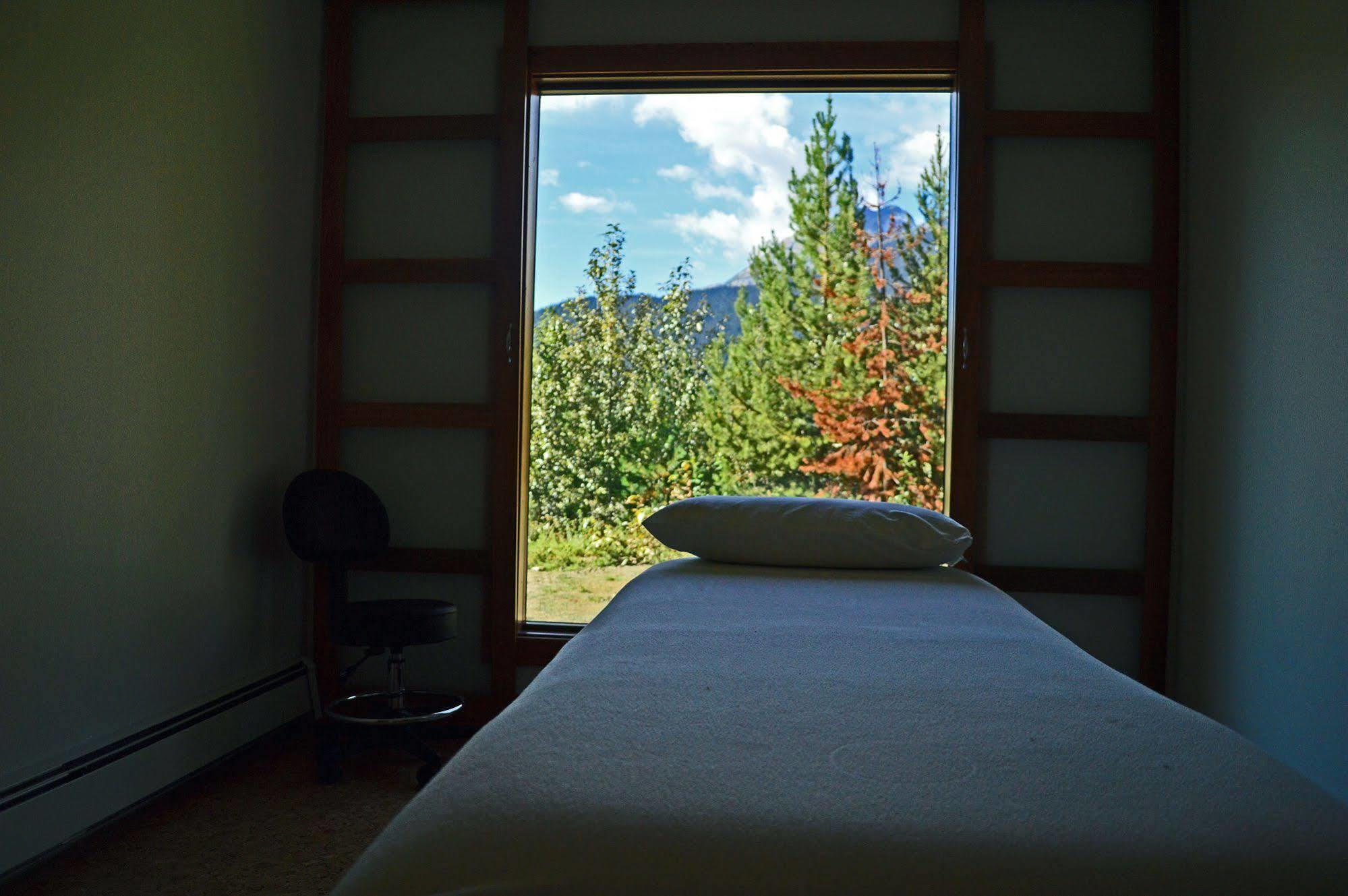 Heather Mountain Lodge Rogers Pass Esterno foto